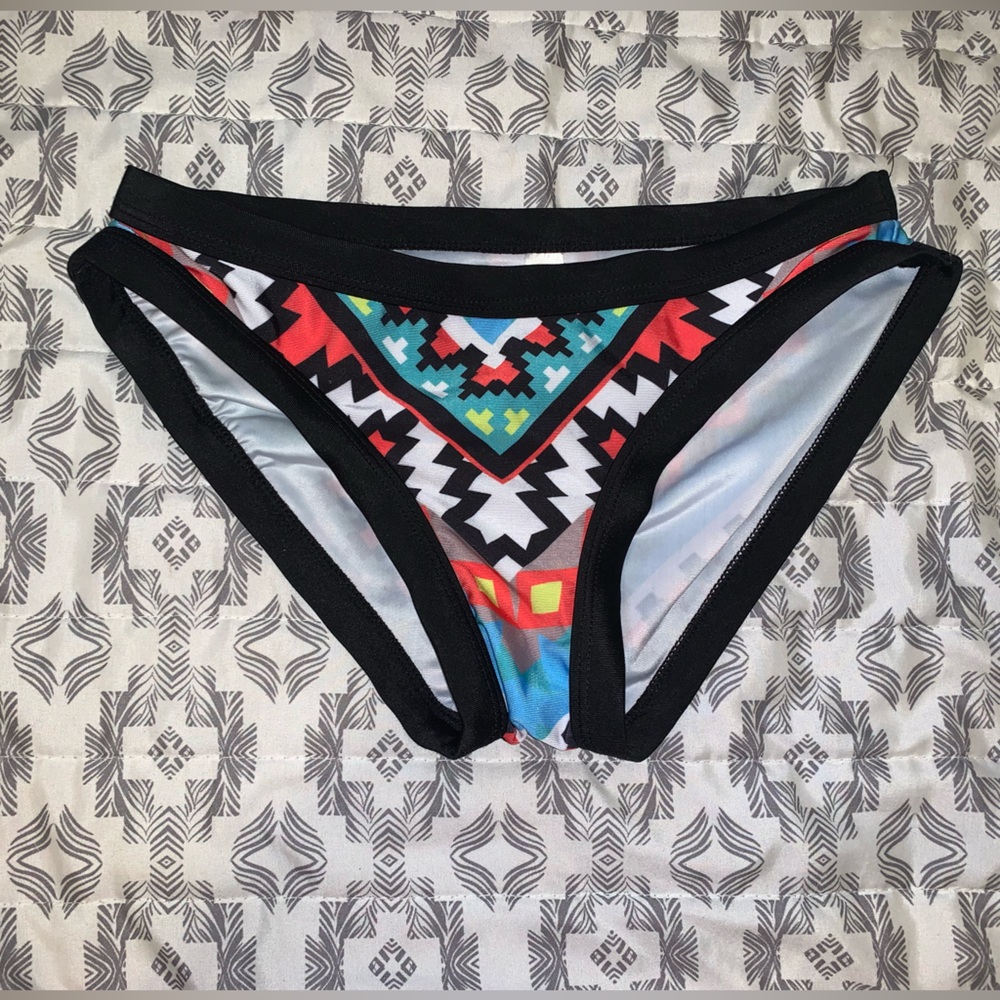 Detailed bathing suit bottoms